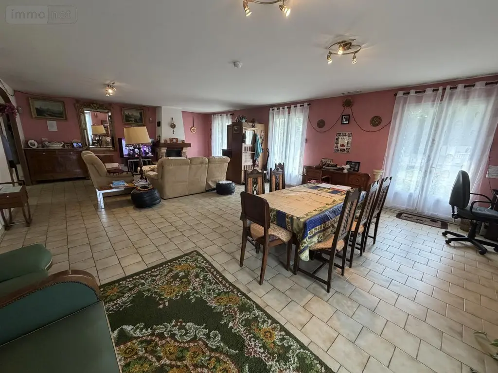 Maison a vendre Magné 79460 Deux-Sèvres 79 121 m2 244400 euros 79066-127 009