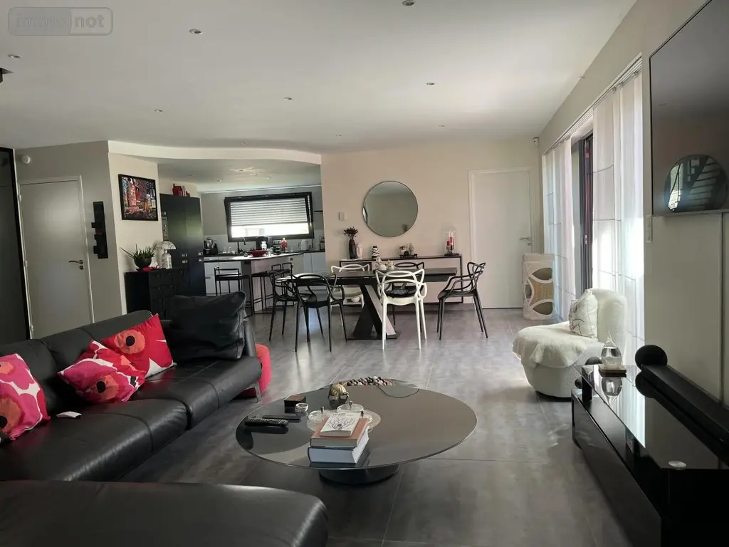 Maison a vendre Bonchamp-lès-Laval 53960 Mayenne 53 204 m2 8 pièces 644950 euros 53003-209 005