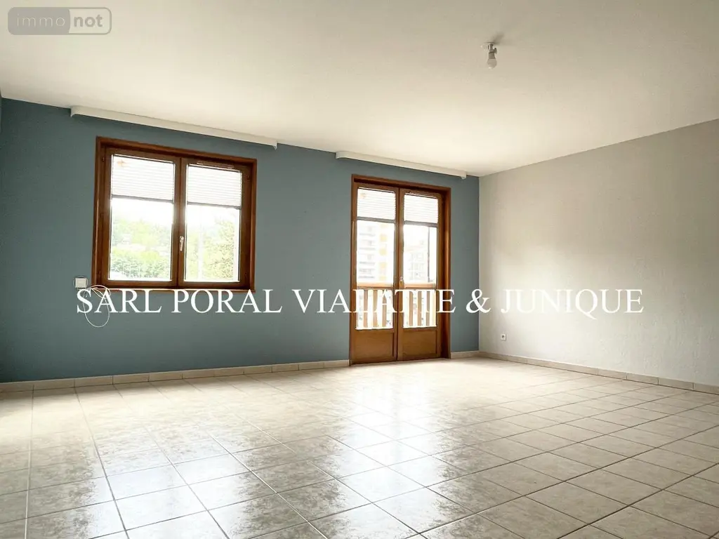 Location appartement Ambérieu-en-Bugey 01500 Ain 01 125 m2 4 pièces 1124 euros 01031-L733 004