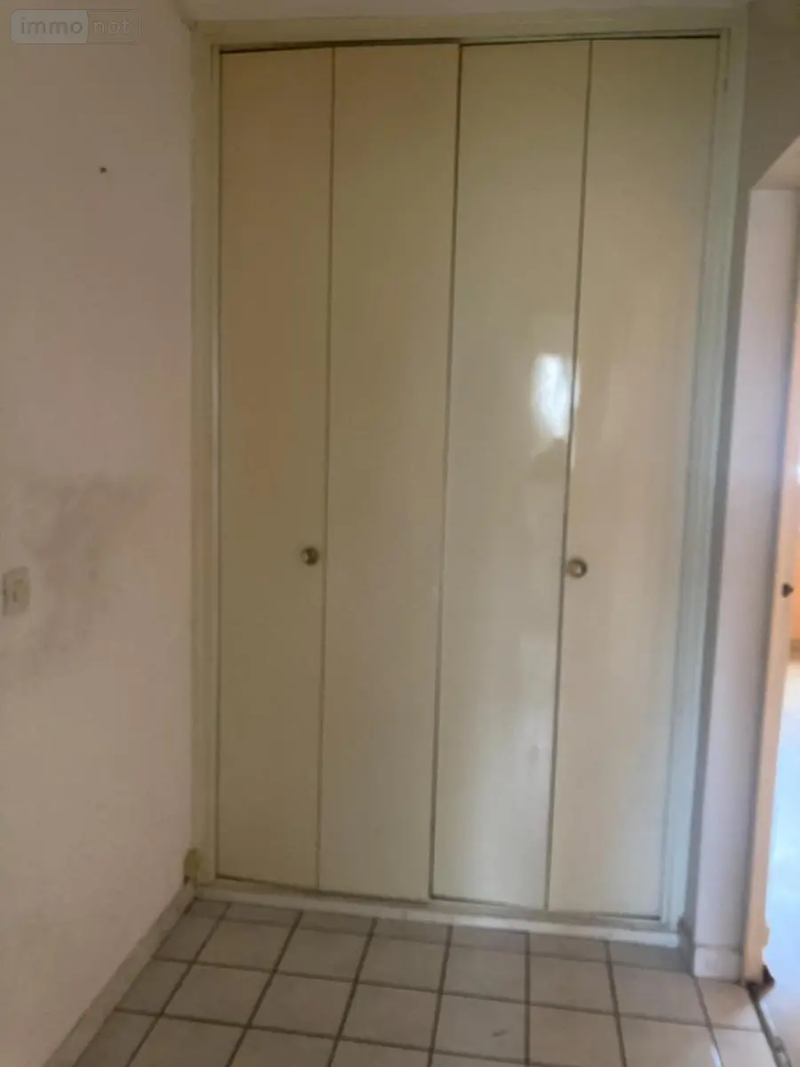 Appartement a vendre Elbeuf 76500 Seine-Maritime 76 82 m2 3 pièces 65000 euros 76025-156 011