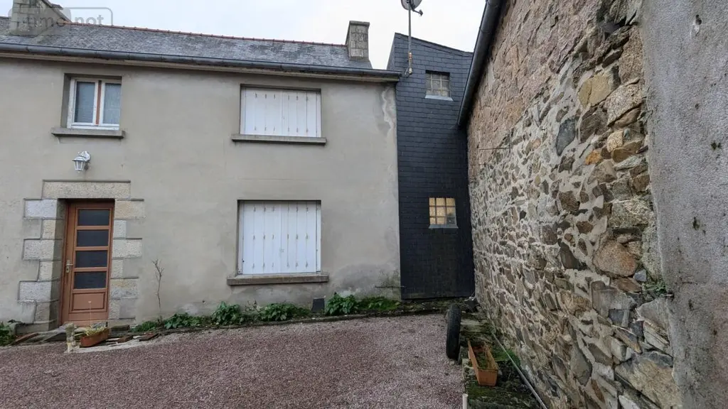 Immeuble de rapport a vendre Perros-Guirec 22700 Côtes-d'Armor 22 318 m2 671840 euros 22093-103 019