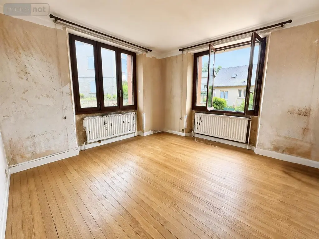 Maison a vendre Saint-Chély-d'Apcher 48200 Lozère 48 183 m2 184000 euros 48032-248 010