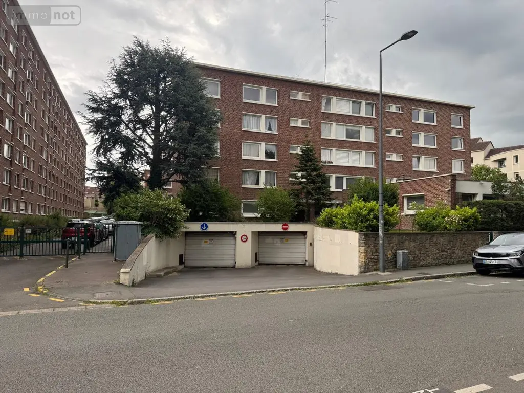 Location garage et parking Lille 59000 Nord 59 12 m2 100 euros 59007-L98 002