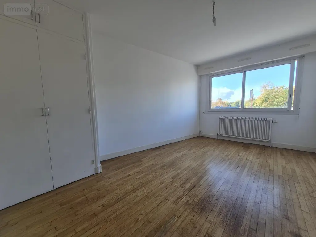 Fonds et murs commerciaux a vendre Pontivy 56300 Morbihan 56 213 m2 312960 euros 56076-1401 008