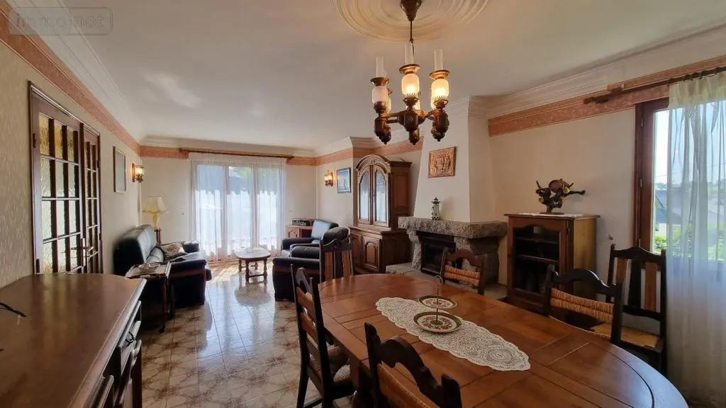 Maison a vendre Callac 22160 Côtes-d'Armor 22 121 m2 5 pièces 135975 euros 29066-3880 004