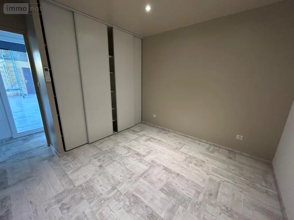 Location appartement Polliat 01310 Ain 01 125 m2 4 pièces 980 euros 01065-L423 010