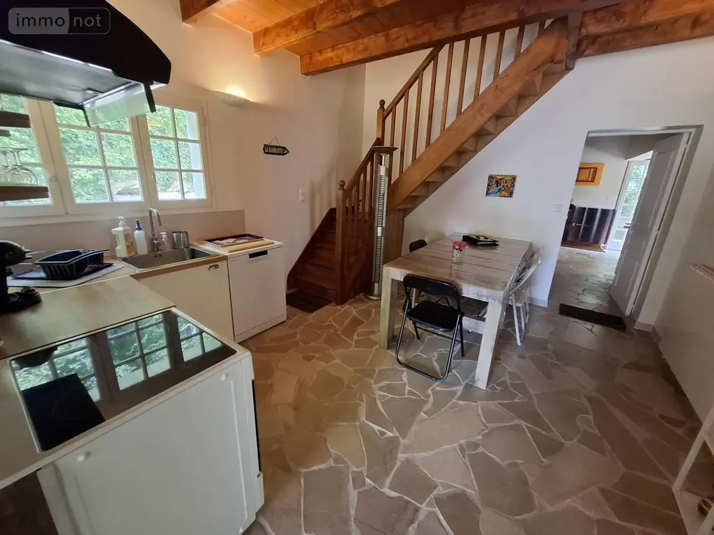 Maison a vendre Saintes 17100 Charente-Maritime 17 405 m2 11 pièces 475000 euros 17111-738 028