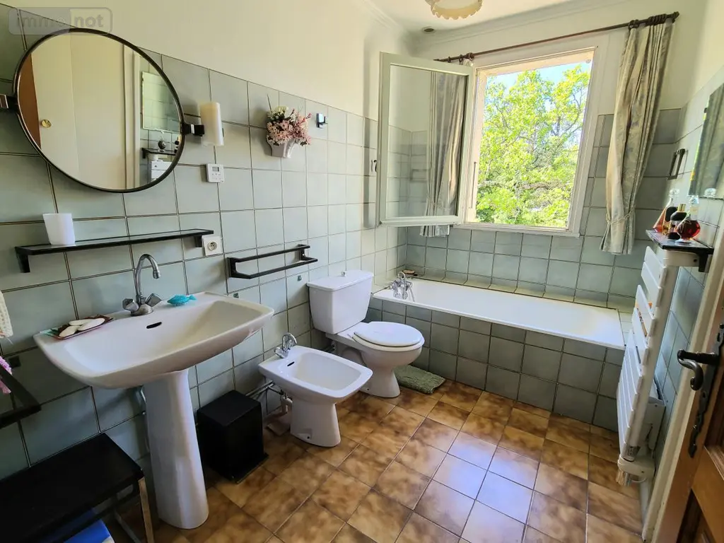 Maison a vendre La Garde-Adhémar 26700 Drôme 26 197 m2 7 pièces 439000 euros 26060-818 008