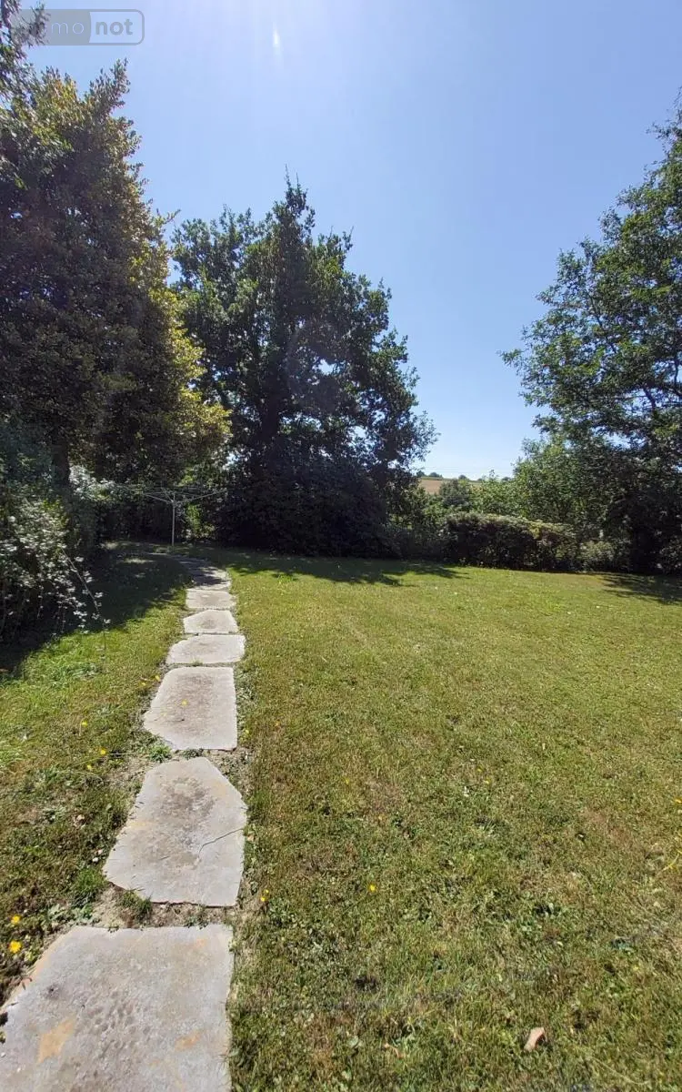 Maison a vendre Carhaix-Plouguer 29270 Finistère 29 123 m2 7 pièces 262500 euros 29066-3804 023