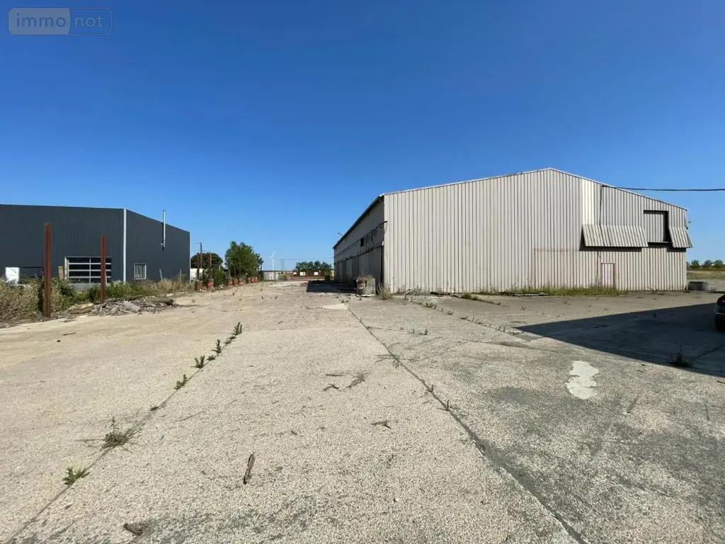 Fonds et murs commerciaux a vendre Saint-Jean-de-Liversay 17170 Charente-Maritime 17 4000 m2 3090000 euros 17015-504 003
