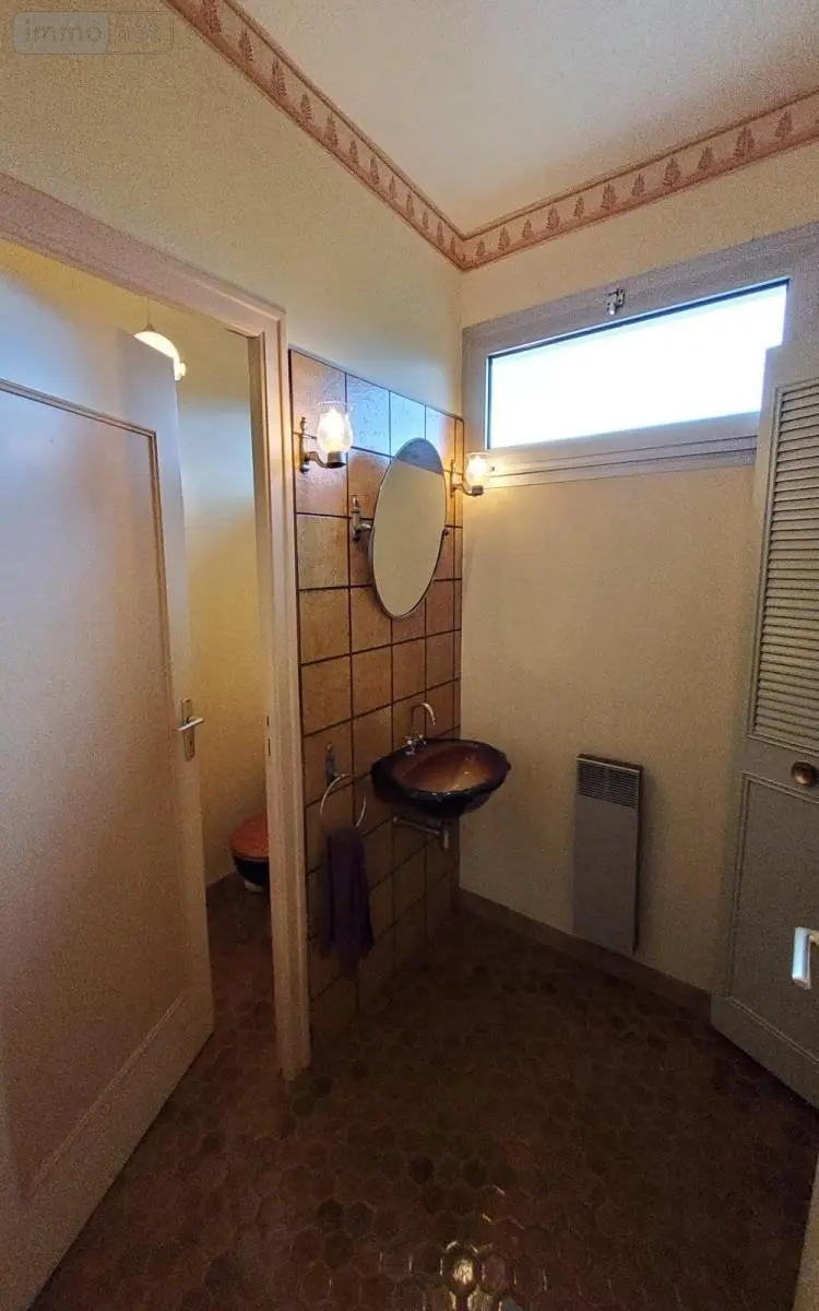 Maison a vendre Carhaix-Plouguer 29270 Finistère 29 171 m2 7 pièces 299250 euros 29066-3739 013