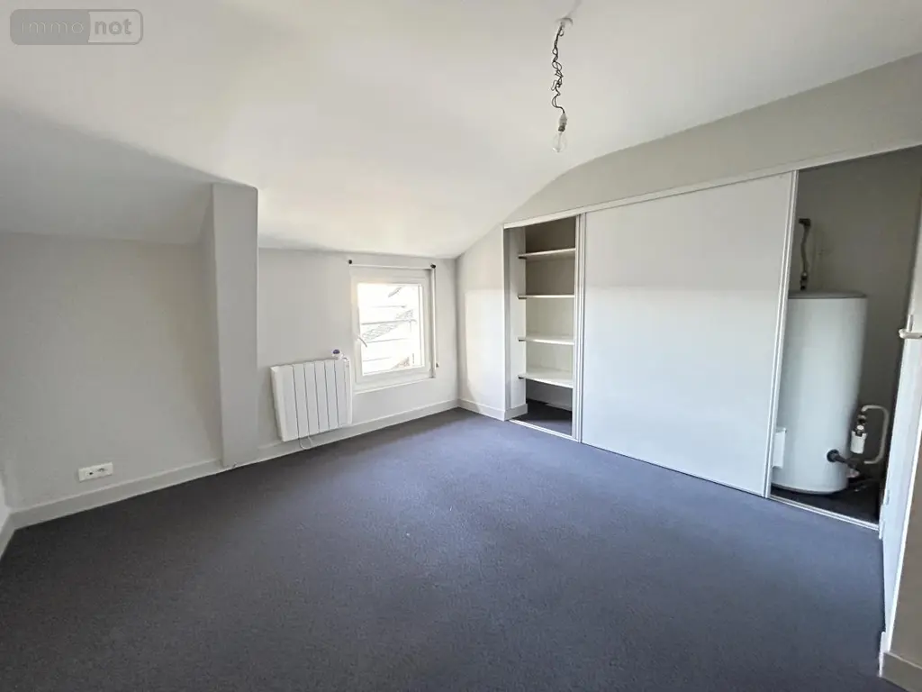 Fonds et murs commerciaux a vendre Guer 56380 Morbihan 56 285 m2 332480 euros 56046-1341 009