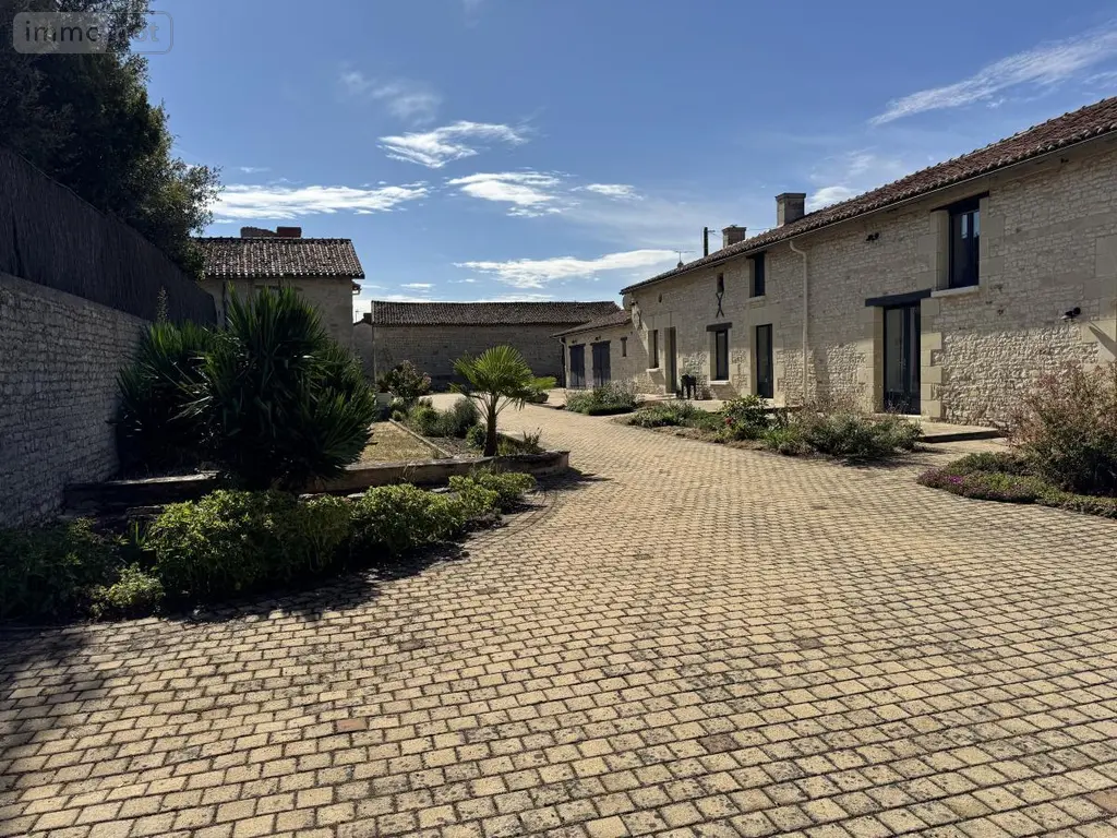 Maison a vendre Sammarçolles 86200 Vienne 86 272 m2 7 pièces 397300 euros 37094-53 015