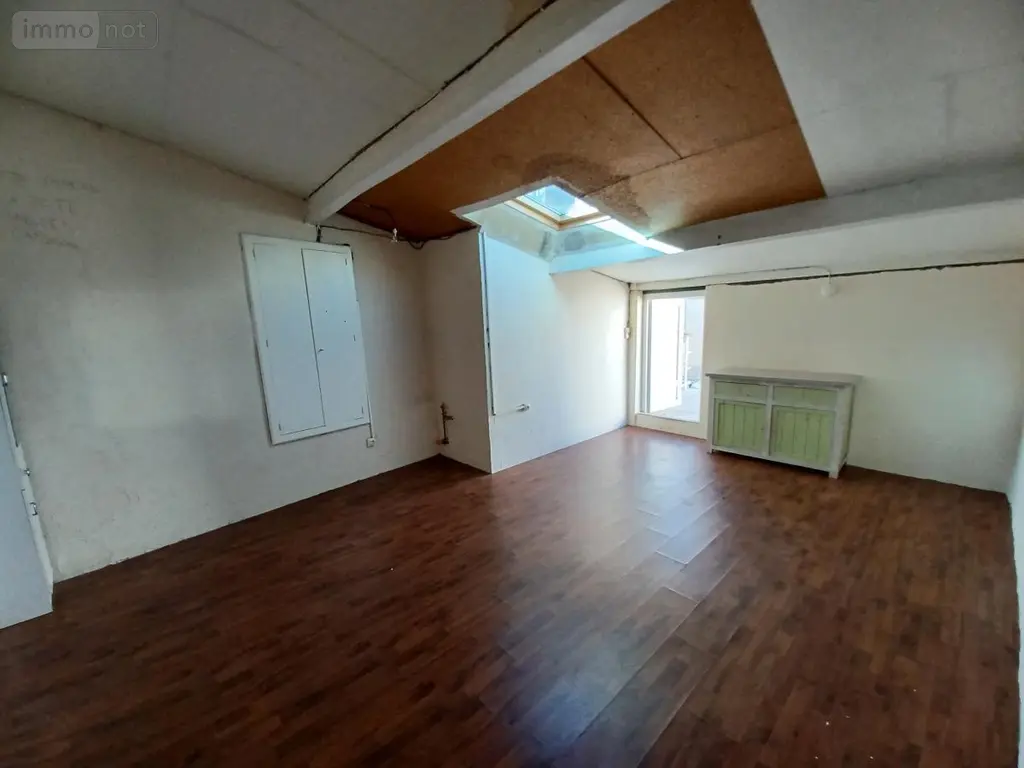 Immeuble de rapport a vendre L'Île-Bouchard 37220 Indre-et-Loire 37 144 m2 188800 euros 37094-26 009