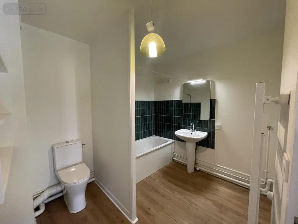 Location appartement Saint-Malo 35400 Ille-et-Vilaine 35 39 m2 590 euros 35084-L379 005