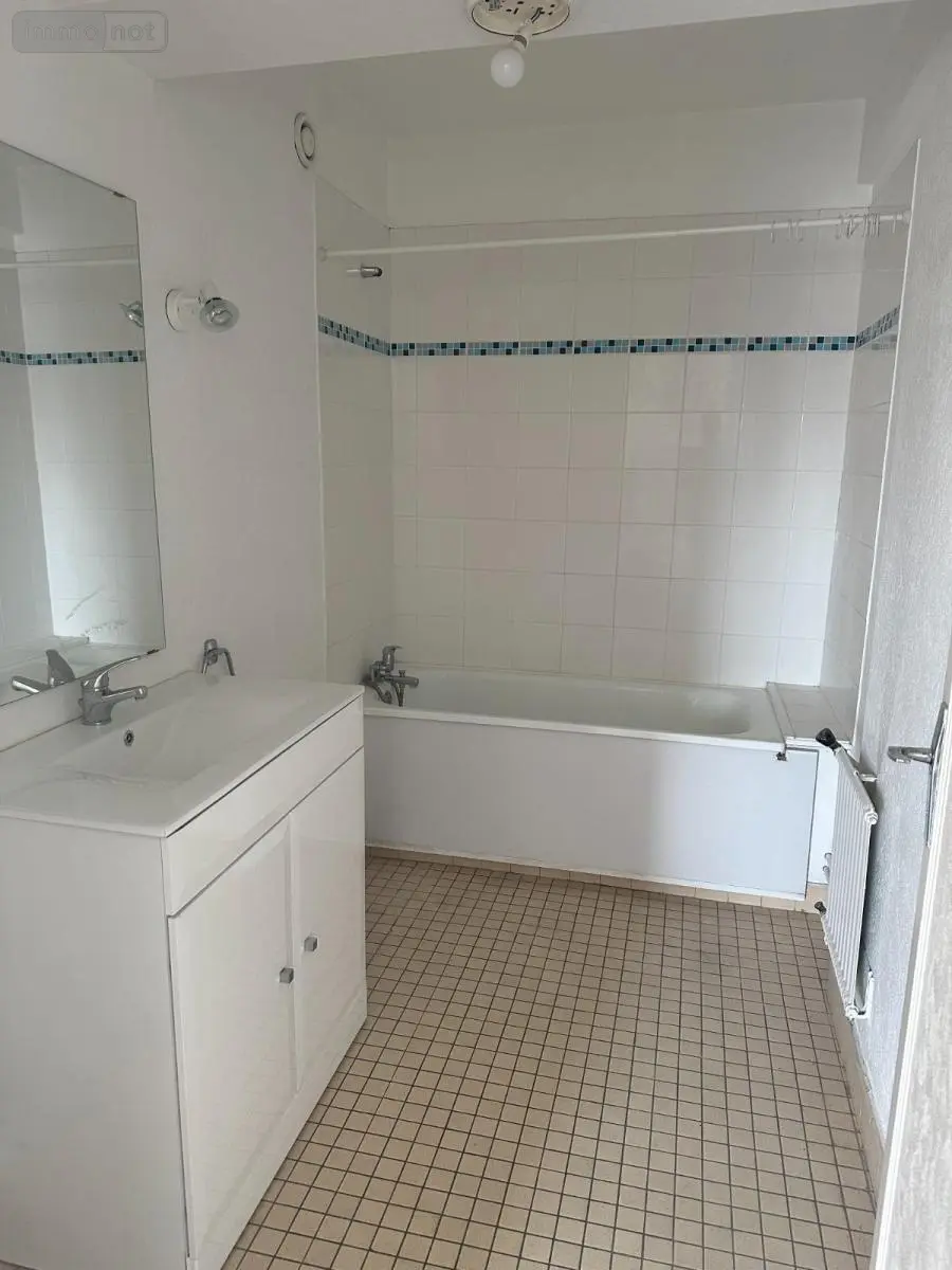Location appartement Lille 59000 Nord 59 47 m2 2 pièces 765 euros 59017-L126 002