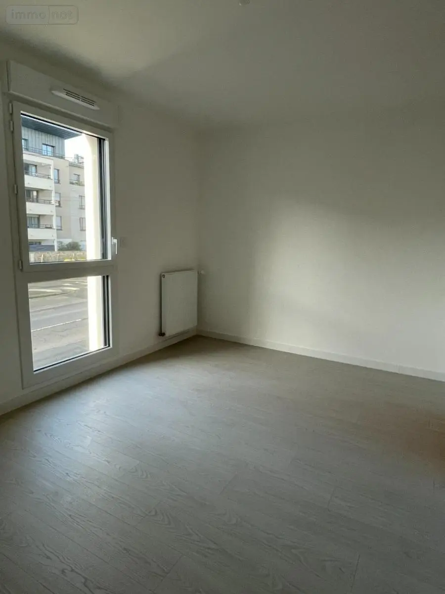 Location appartement Saint-Malo 35400 Ille-et-Vilaine 35 60 m2 3 pièces 758 euros 35104-L138 005