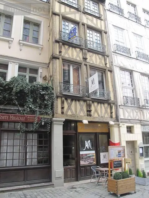 Location appartement Rouen 76000 Seine-Maritime 76 51 m2 640 euros 76002-L302 001