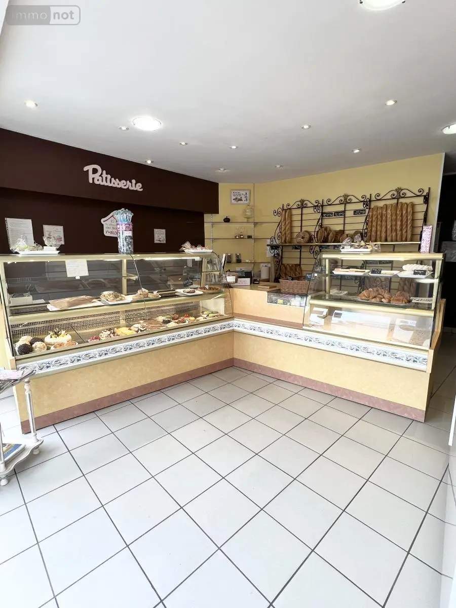 Fonds et murs commerciaux a vendre Oucques La Nouvelle 41290 Loir-et-Cher 41 205 m2 69960 euros 41029-60 001