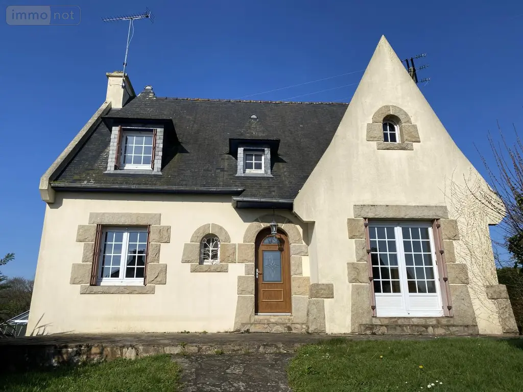 Maison a vendre Ploëzal 22260 Côtes-d'Armor 22 115 m2 273000 euros 22079-851 001