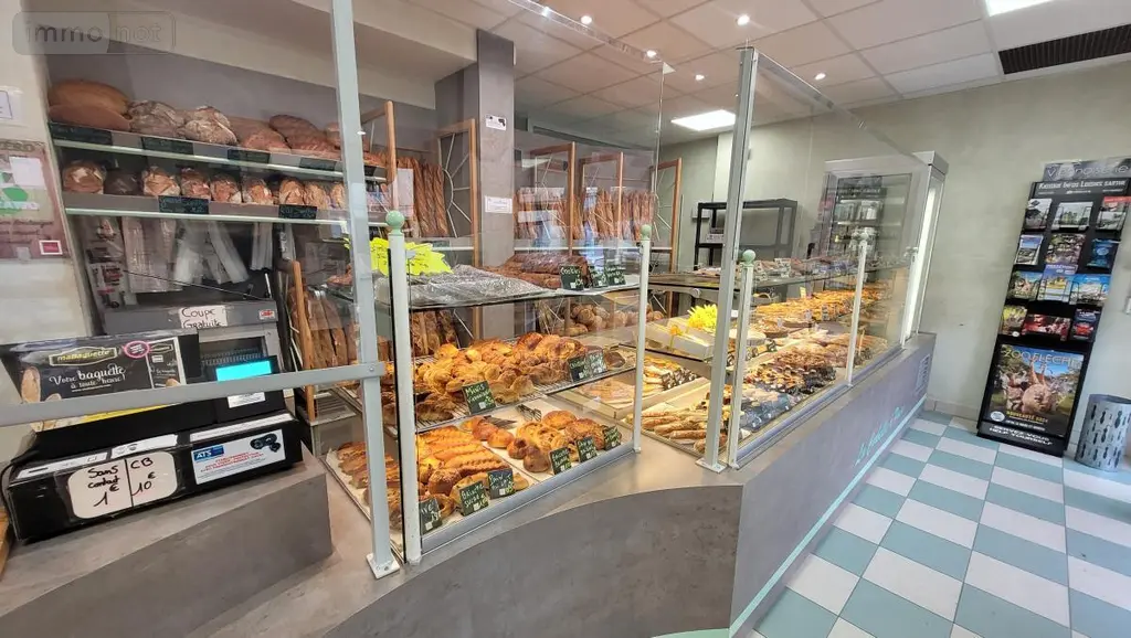 Immeuble de rapport a vendre Sablé-sur-Sarthe 72300 Sarthe 72 233 m2 168000 euros 72068-1948 002