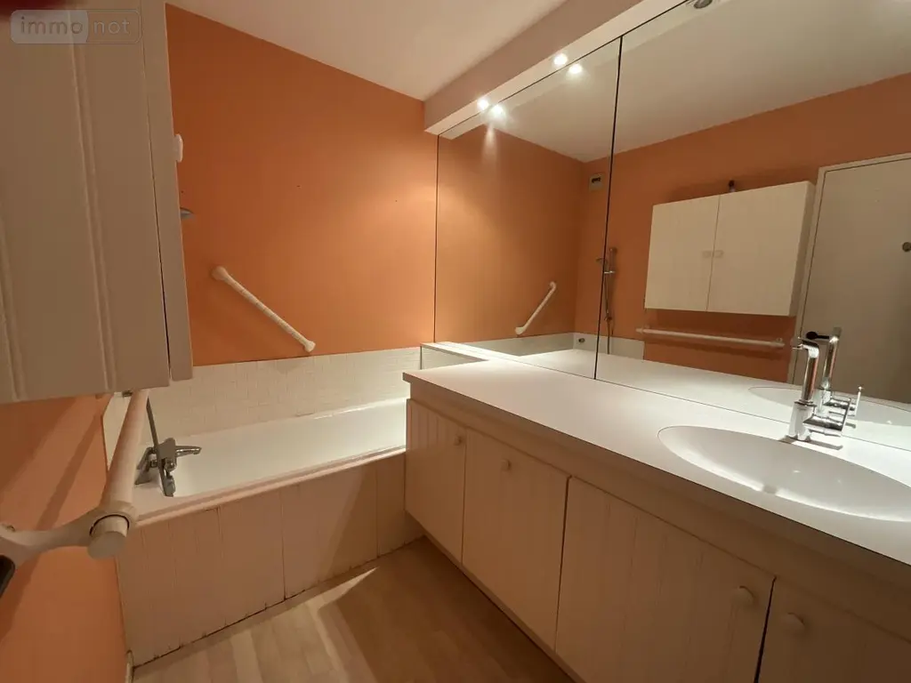 Appartement a vendre Larmor-Plage 56260 Morbihan 56 100 m2 4 pièces 374400 euros 56082-1609 008