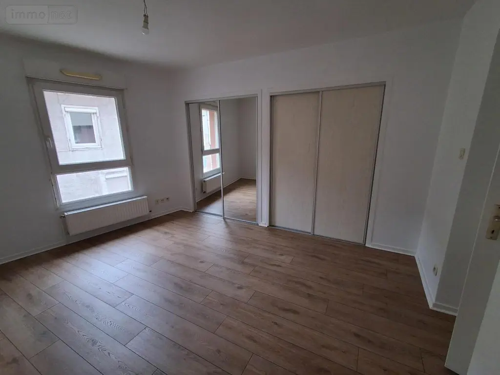 Location appartement Bourg-en-Bresse 01000 Ain 01 76 m2 774 euros 01083-L135 006