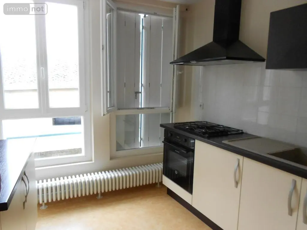 Location appartement Montargis 45200 Loiret 45 92 m2 3 pièces 685 euros 45052-L11 004