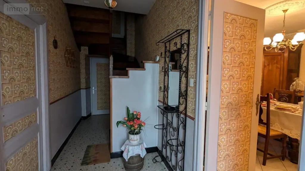 Immeuble de rapport a vendre Perros-Guirec 22700 Côtes-d'Armor 22 318 m2 671840 euros 22093-103 004