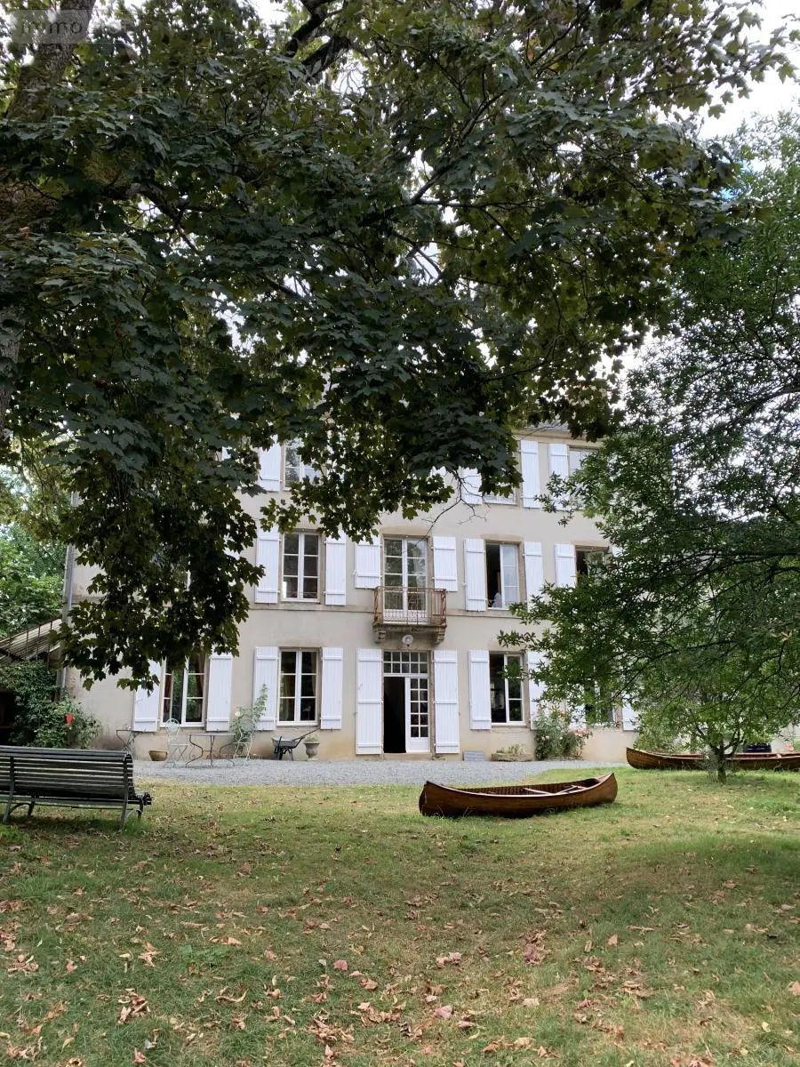 Maison a vendre Cholet 49300 Maine-et-Loire 49 390 m2 14 pièces 900000 euros 49055-117 001