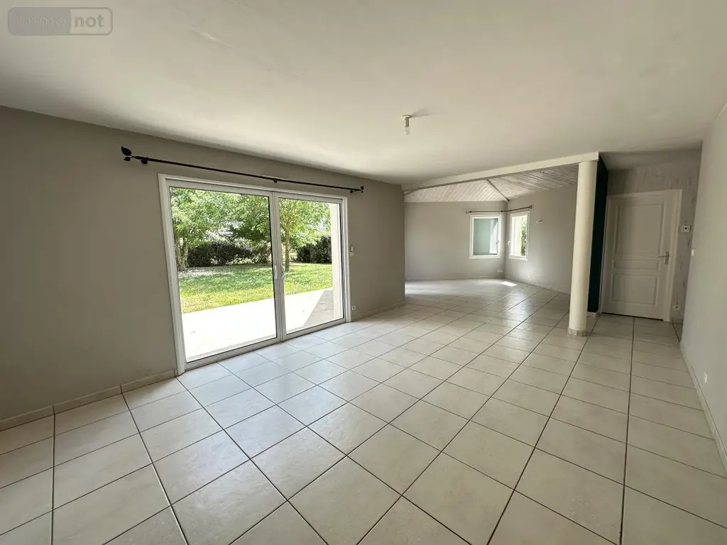 Maison a vendre Saint-Georges-de-Montaigu 85600 Vendée 85 111 m2 5 pièces 325950 euros 85020-1543 006