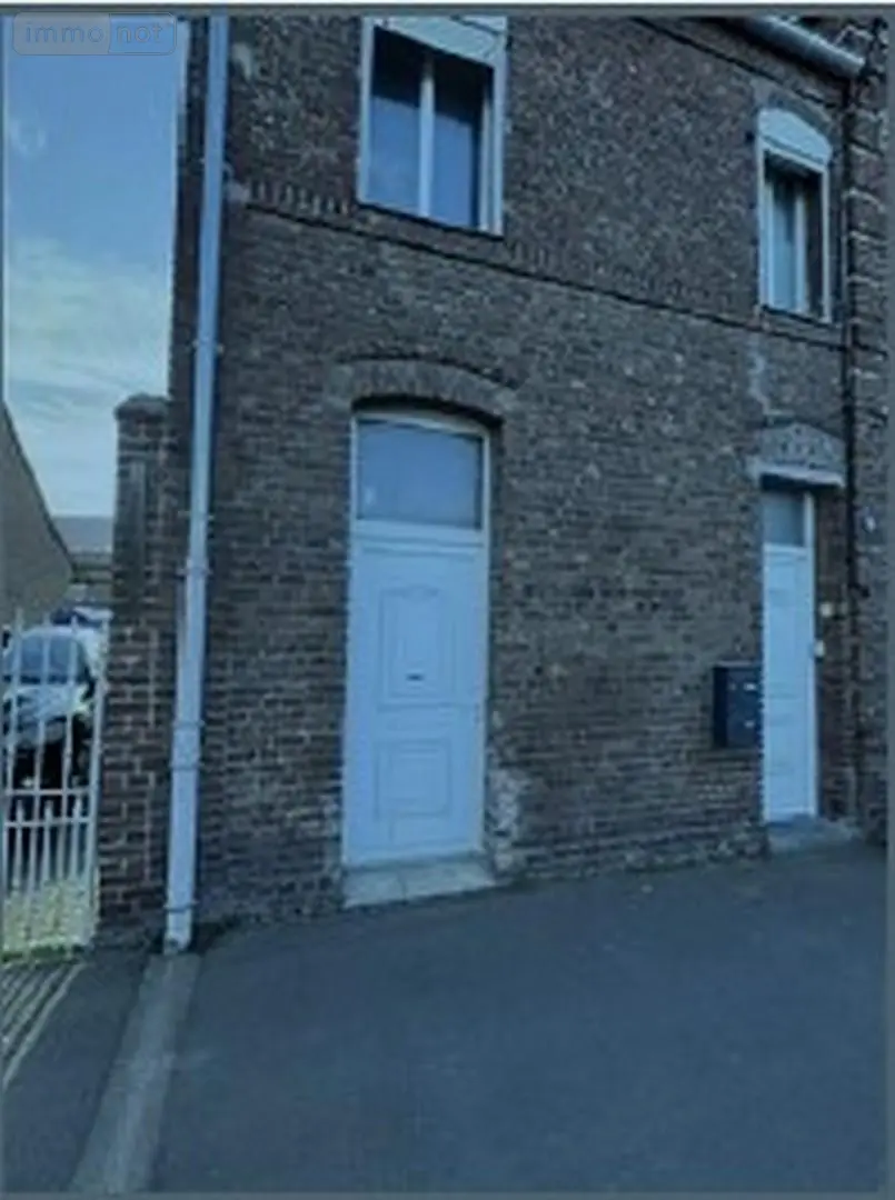 Location fonds et murs commerciaux Cambrai 59400 Nord 59 33 m2 2 pièces 448 euros 59085-L511 006