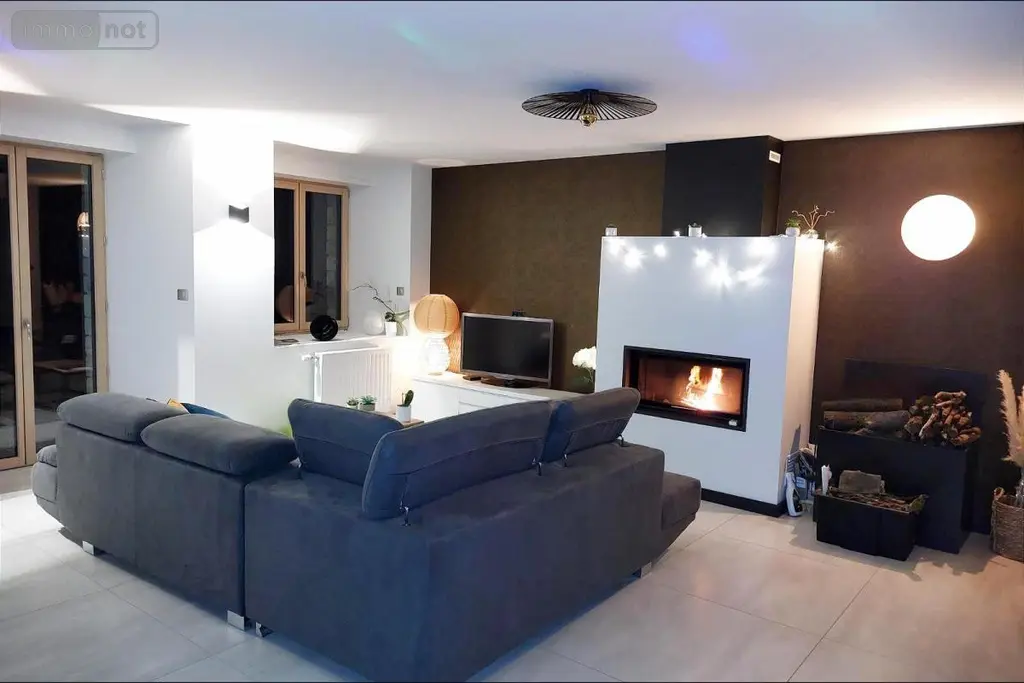 Maison a vendre Brie 35150 Ille-et-Vilaine 35 204 m2 8 pièces 385318 euros 35024-1200 003