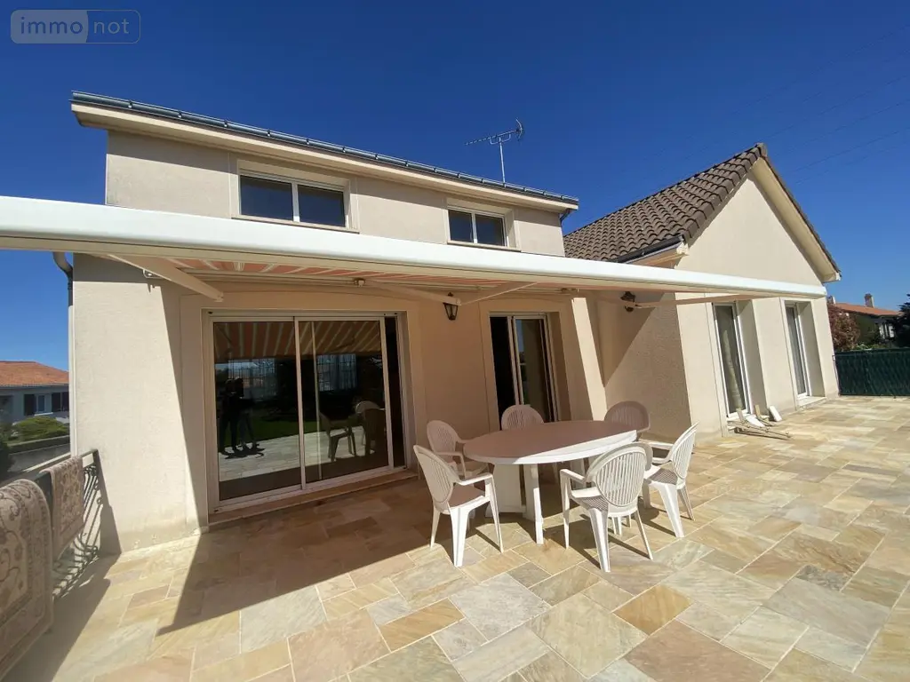 Maison a vendre Cholet 49300 Maine-et-Loire 49 192 m2 9 pièces 354160 euros 49058-1500 002