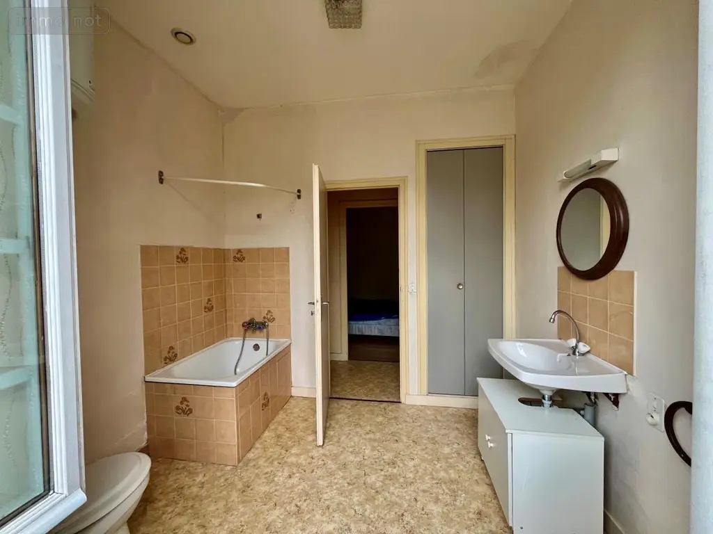 Immeuble de rapport a vendre Dol-de-Bretagne 35120 Ille-et-Vilaine 35 226 m2 220680 euros 35130-3869 022