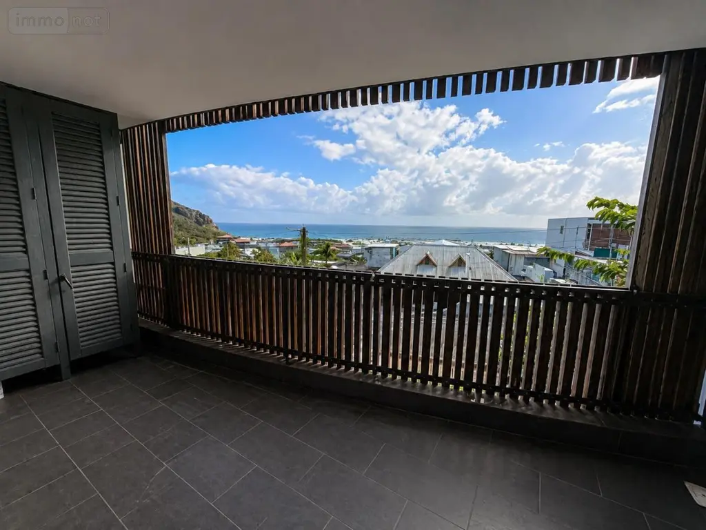 Appartement a vendre Saint-Denis 97400 La Réunion 974 66 m2 264500 euros 97409-233 001