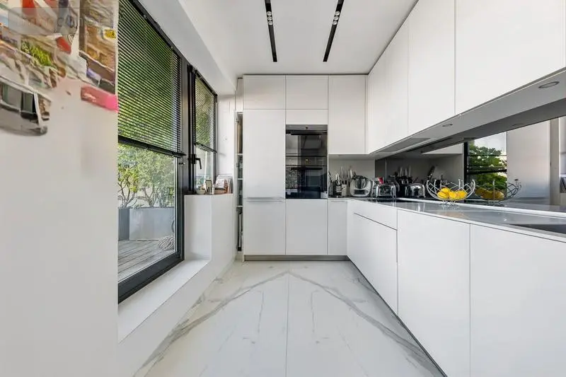 Appartement a vendre Paris 16e Arrondissement 75016 Paris 75 127 m2 4 pièces 2227400 euros 75194-107 008