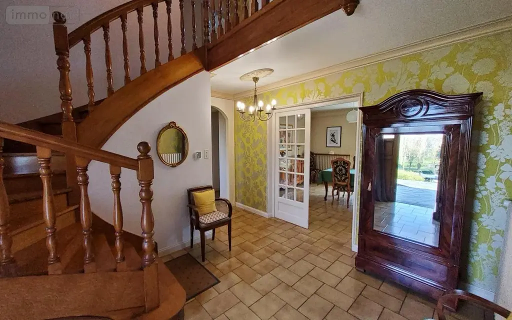 Maison a vendre Carhaix-Plouguer 29270 Finistère 29 166 m2 7 pièces 262500 euros 29066-3840 003