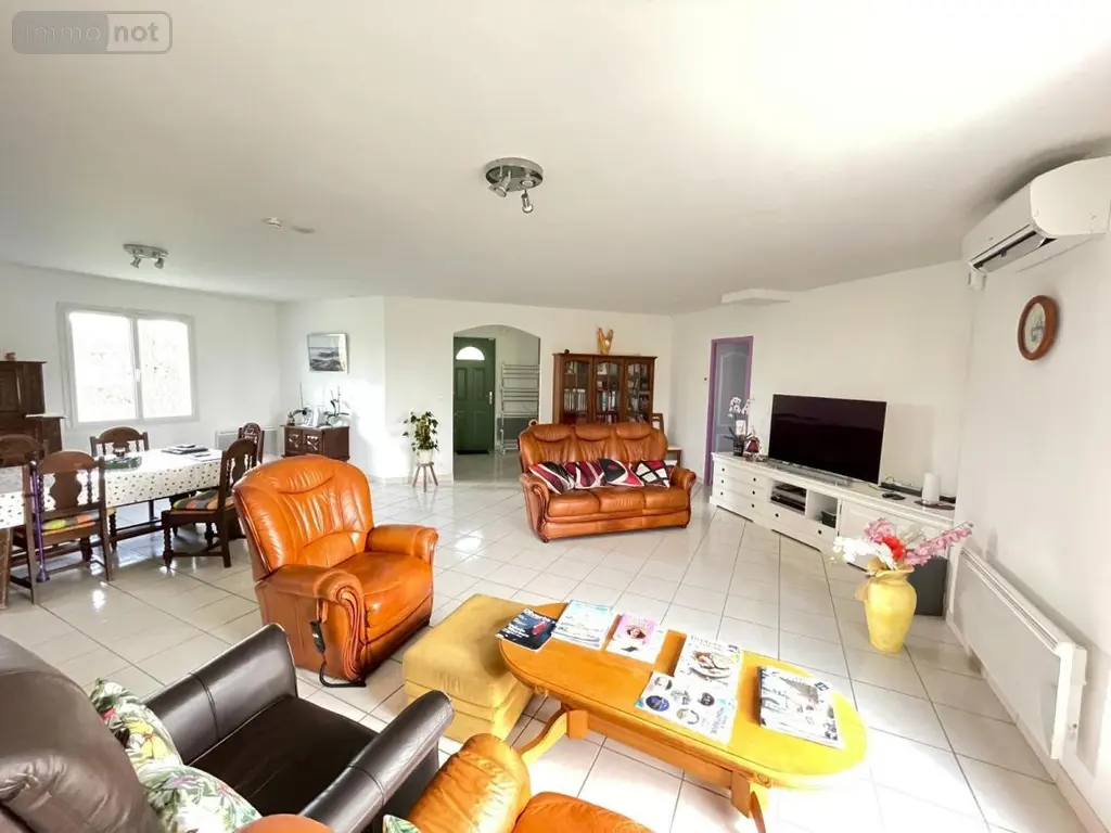 Maison a vendre Montreuil 85200 Vendée 85 129 m2 4 pièces 208000 euros 17015-500 004
