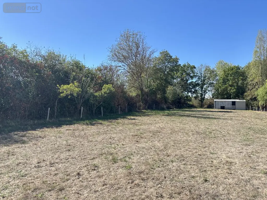 Terrain a batir a vendre La Rabatelière 85250 Vendée 85 74630 euros 85020-1536 003