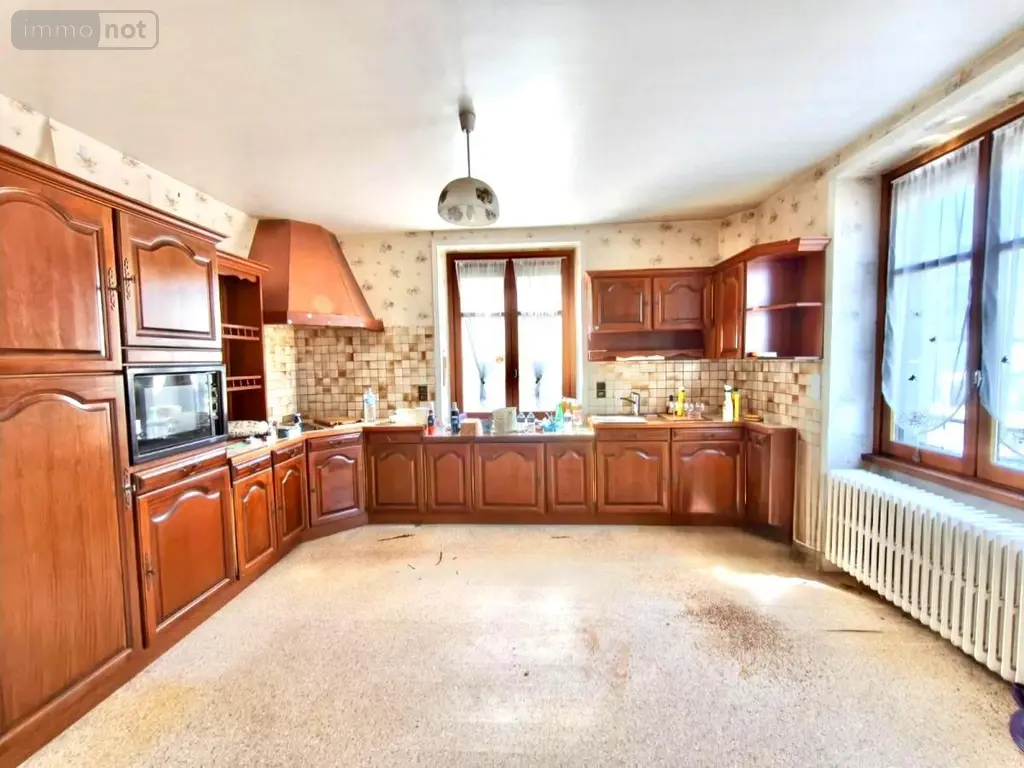 Maison a vendre Saint-Chély-d'Apcher 48200 Lozère 48 170 m2 145000 euros 48032-221 004