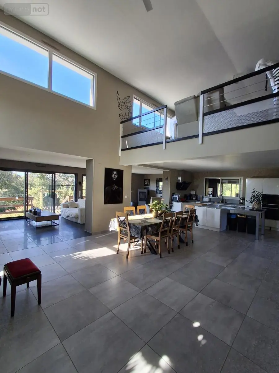 Maison a vendre La Flèche 72200 Sarthe 72 228 m2 5 pièces 520000 euros 72042-545 002