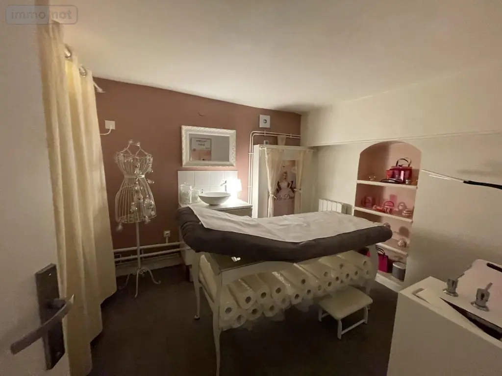 Fonds et murs commerciaux a vendre Paris 15e Arrondissement 75015 Paris 75 41 m2 3 pièces 325000 euros 75022-952 004