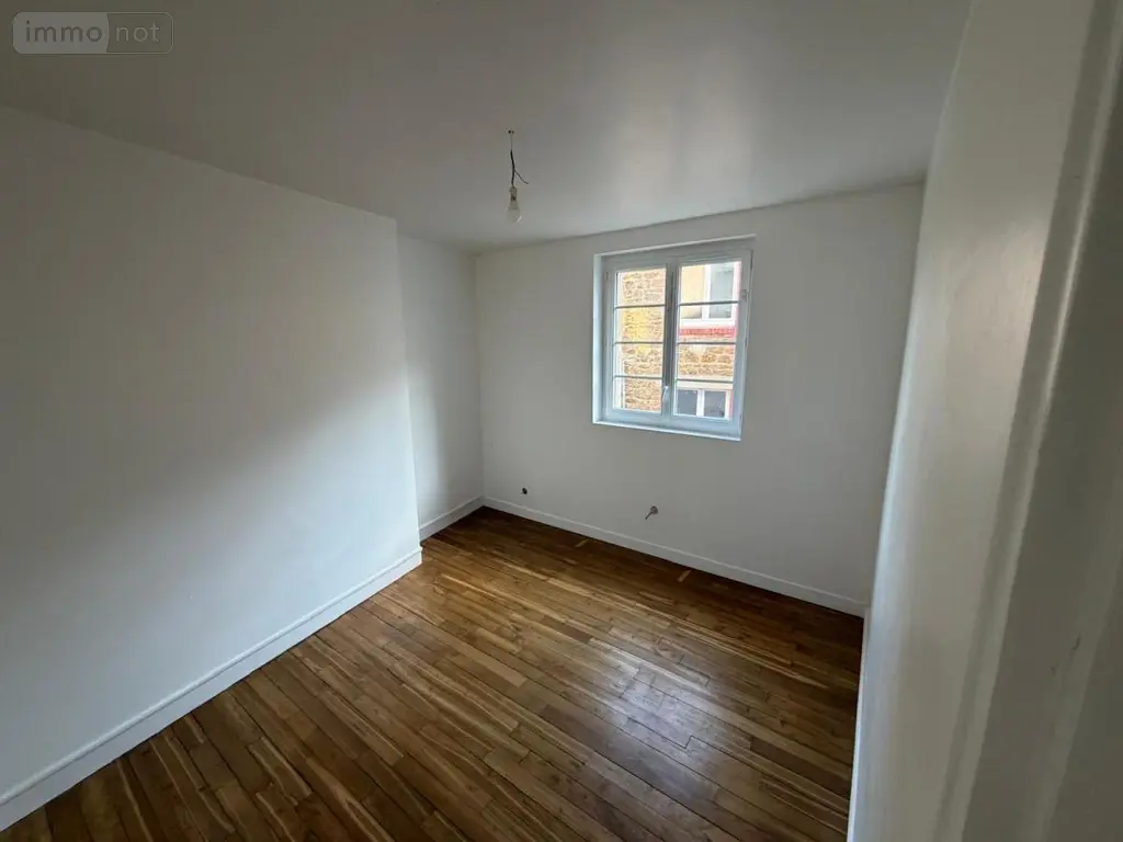 Location appartement Saint-Malo 35400 Ille-et-Vilaine 35 36 m2 565 euros 35084-L383 003