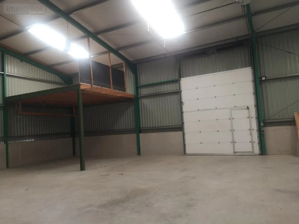 Location fonds et murs commerciaux Graincourt-lès-Havrincourt 62147 Pas-de-Calais 62 300 m2 1750 euros 59084-L1512 003