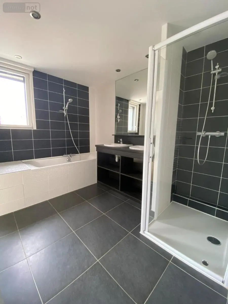 Location appartement Nantes 44000 Loire-Atlantique 44 275 m2 3627 euros 44039-L300 014