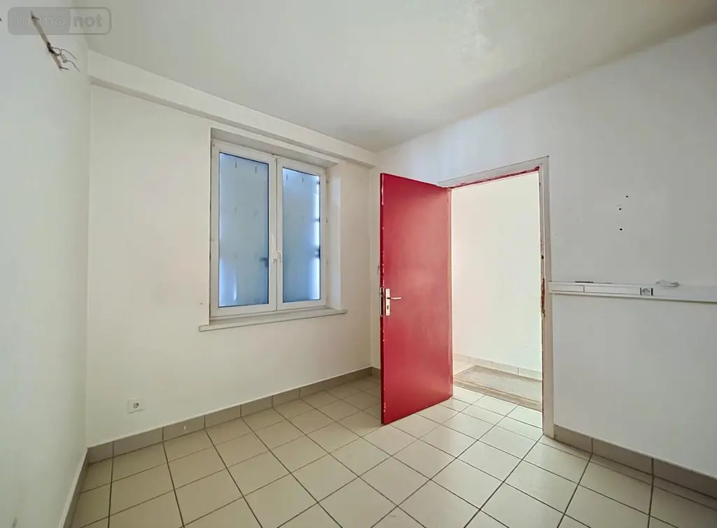 Immeuble de rapport a vendre Pont-Scorff 56620 Morbihan 56 117 m2 245936 euros 56079-1579 005
