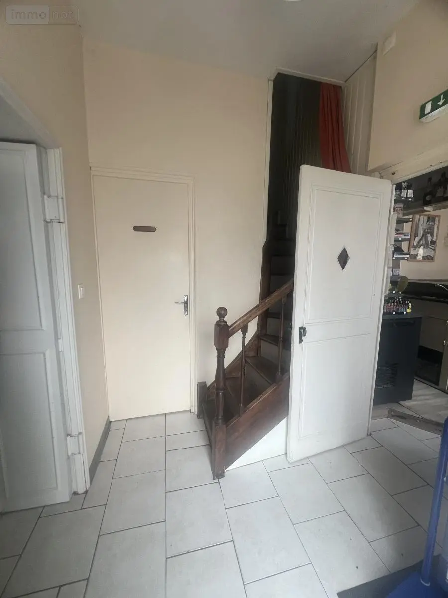 Fonds et murs commerciaux a vendre Bazougers 53170 Mayenne 53 164 m2 106600 euros 53018-1826 004