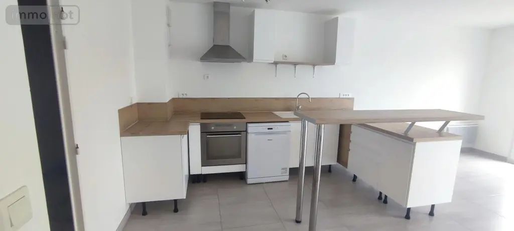 Location appartement Châlons-en-Champagne 51000 Marne 51 70 m2 789 euros 51084-L638 002