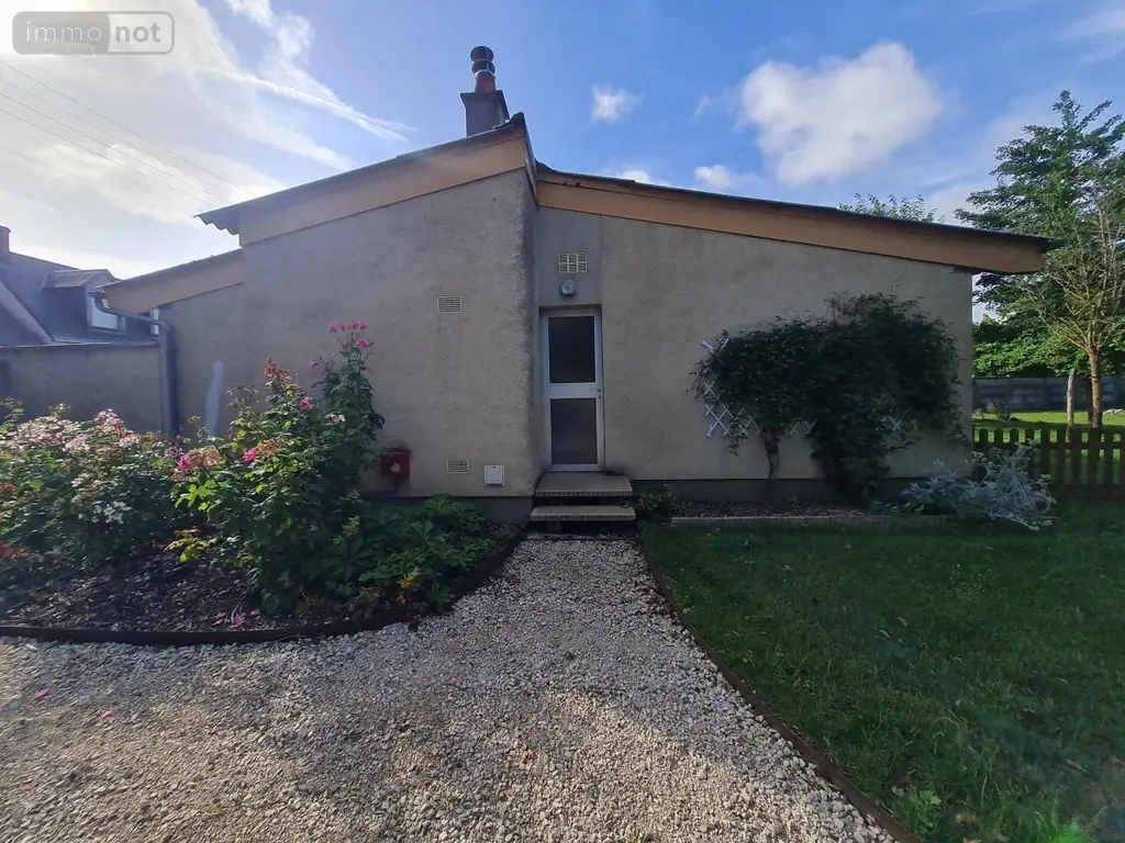 Fonds et murs commerciaux a vendre Saint-Amand-Longpré 41310 Loir-et-Cher 41 69 m2 3 pièces 114800 euros 41059-1006 011